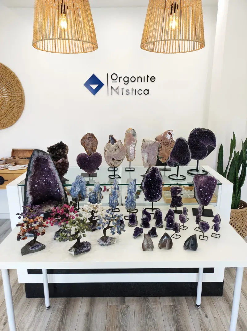 Minerais Varios, Geodo Ametista, Arvores Minerais, Cianite Azul, Amsteista Rosa 1